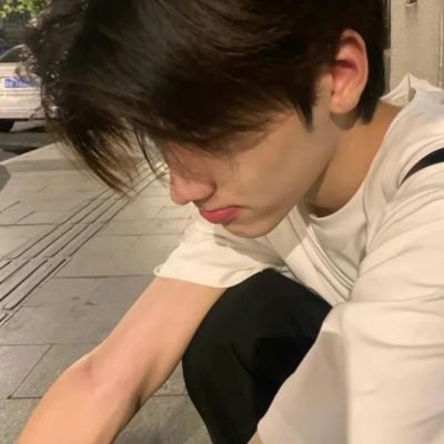 真人照片头像男的