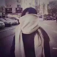 女生头像干净