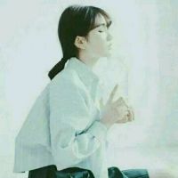 伤感的两个字网名