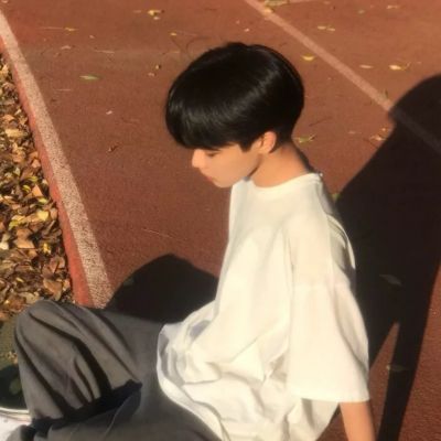 男生头像ins高级质感 小众