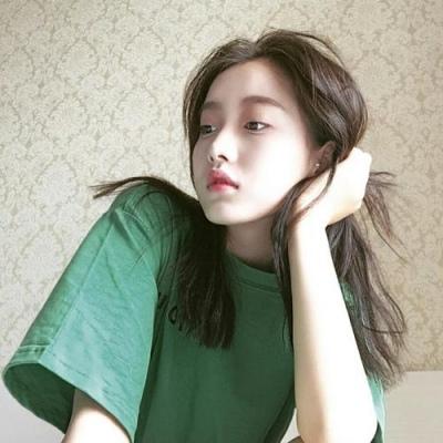 2022年微信头像最新版女生