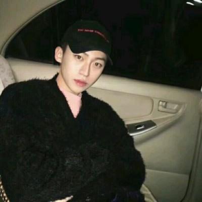 成熟头像男图片