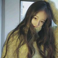 女生头像ins高级质感干净侧脸