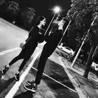 2025心动符号情侣网名 | 独特创意成双搭配