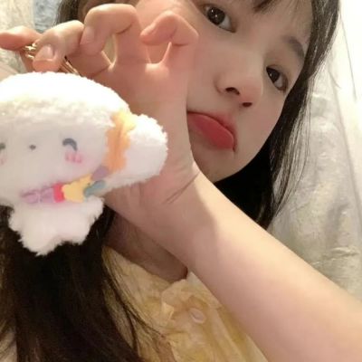 头像女可爱小清新真人遮脸