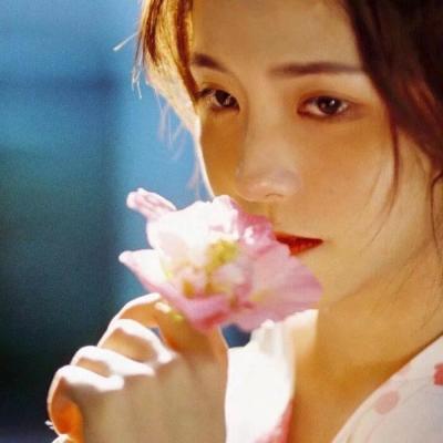 工作人员头像女