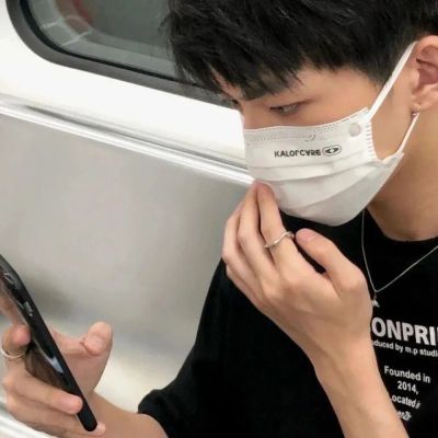 透明网名创意集：2025年简约个性昵称灵感库