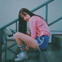 女生发光头像