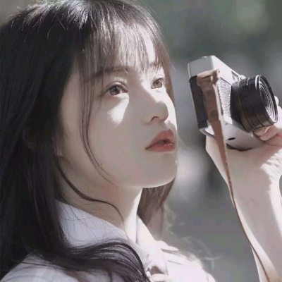 适合夏天的微信头像女