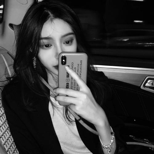 女生霸气的头像真人