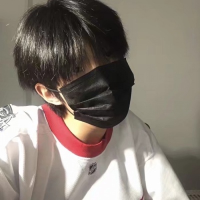 阳光开朗男生头像