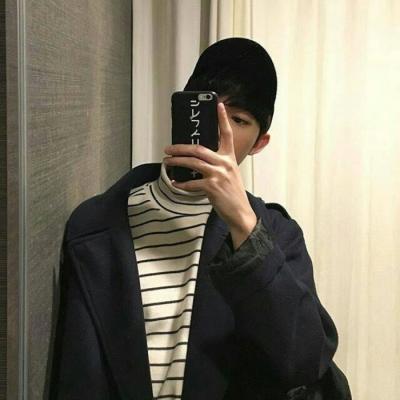 2022年最新男生头像真人