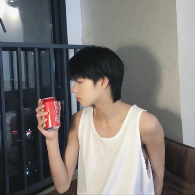 ins潮流男生头像