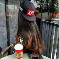 头像女背影霸气黑白