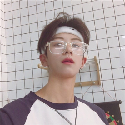 好看的男生头像图片