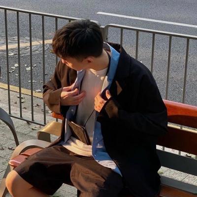 男生头像ins高级质感干净