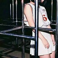 姓二的女生头像