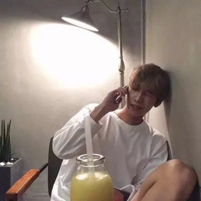 成熟稳重的男人头像图片 男生