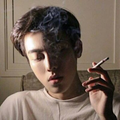 网易云头像伤感男