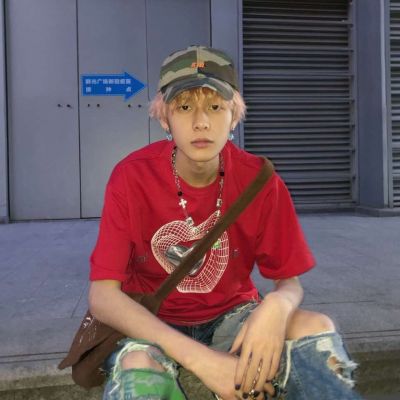 网头男高冷高清头像