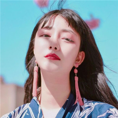 2021最火的头像女霸气