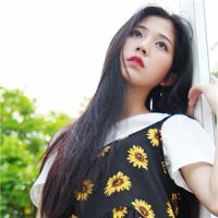 女生头像ins高级质感带花