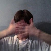 成年男性头像图片