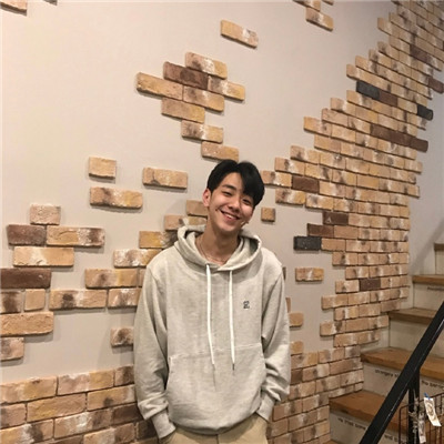 中年人头像男