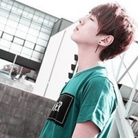 2023新款头像唯美男生