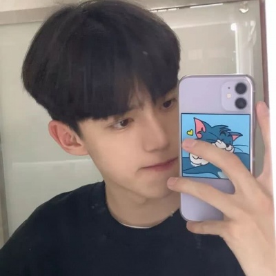 ins高级质感男生头像