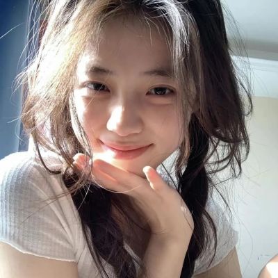 适合做头像的锦鲤女生真人图片