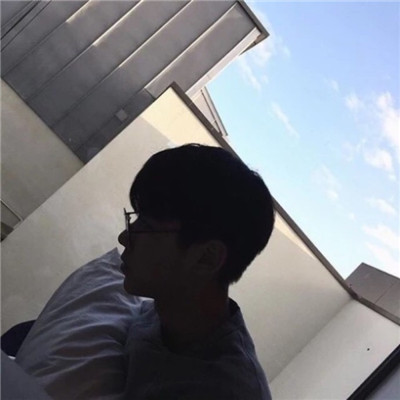 超级好看的头像男 稀有